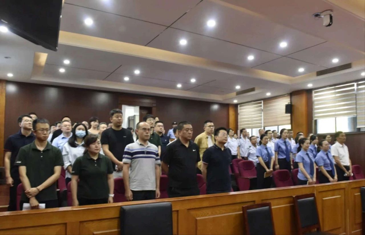 (9.18)“零距离”旁听职务犯罪庭审 筑牢拒腐防变思想防线1.jpg (9.18)“零距离”旁听职务犯罪庭审 筑牢拒腐防变思想防线1.jpg